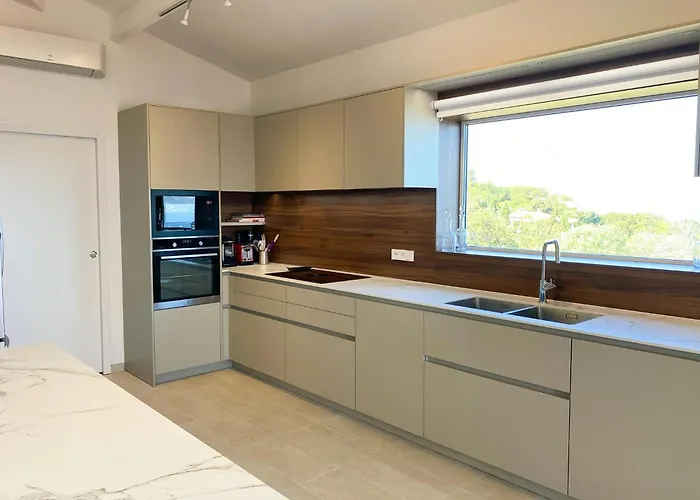 Holiday home Burgundian House By The Sea In Corsica Coti-Chiavari (Corsica)