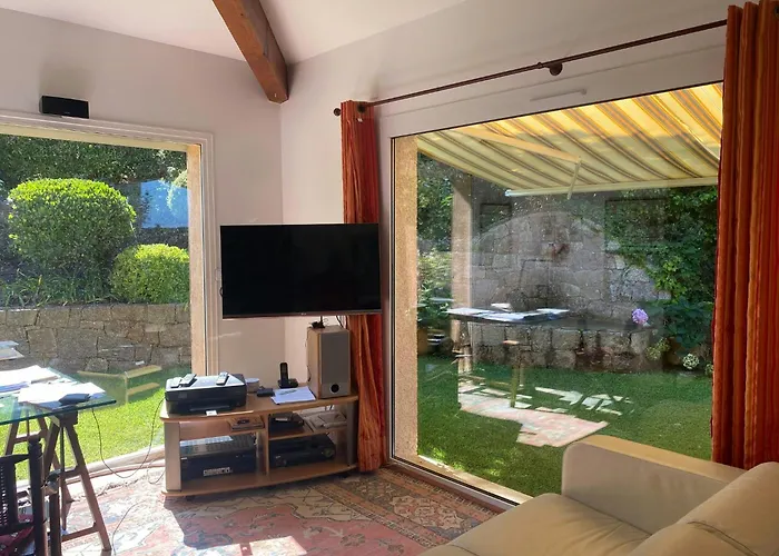 Holiday home Burgundian House By The Sea In Corsica Coti-Chiavari (Corsica)