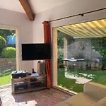 Prázdninový dům Burgundian House By The Sea In Corsica Coti-Chiavari (Corsica)