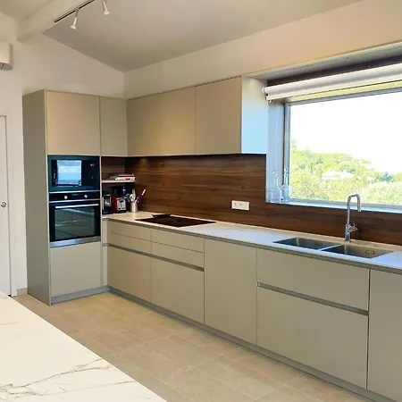 Tatil Evi Burgundian House By The Sea In Corsica Portigliolo