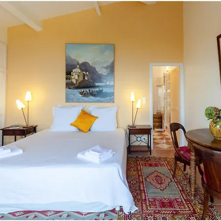 Burgundian House By The Sea In Corsica Tatil Evi *