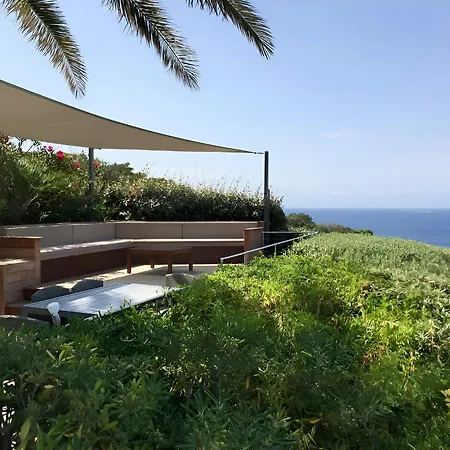 Burgundian House By The Sea In Corsica Coti-Chiavari (Corsica)