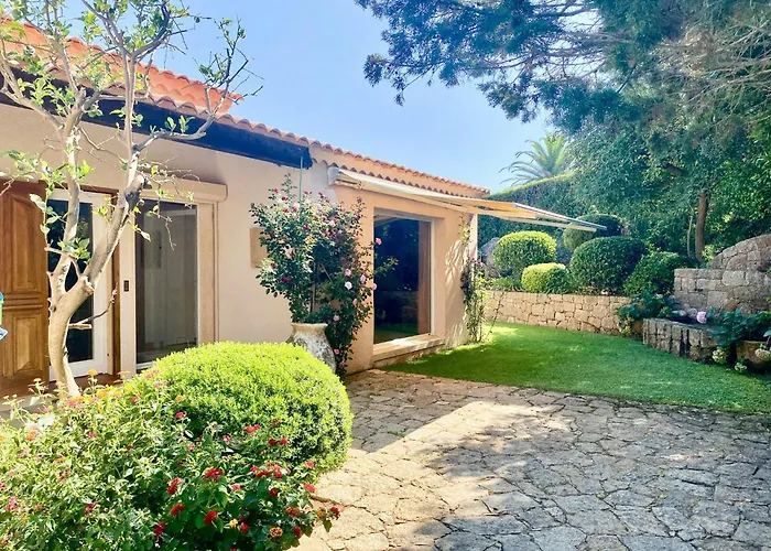 度假居 Burgundian House By The Sea In Corsica